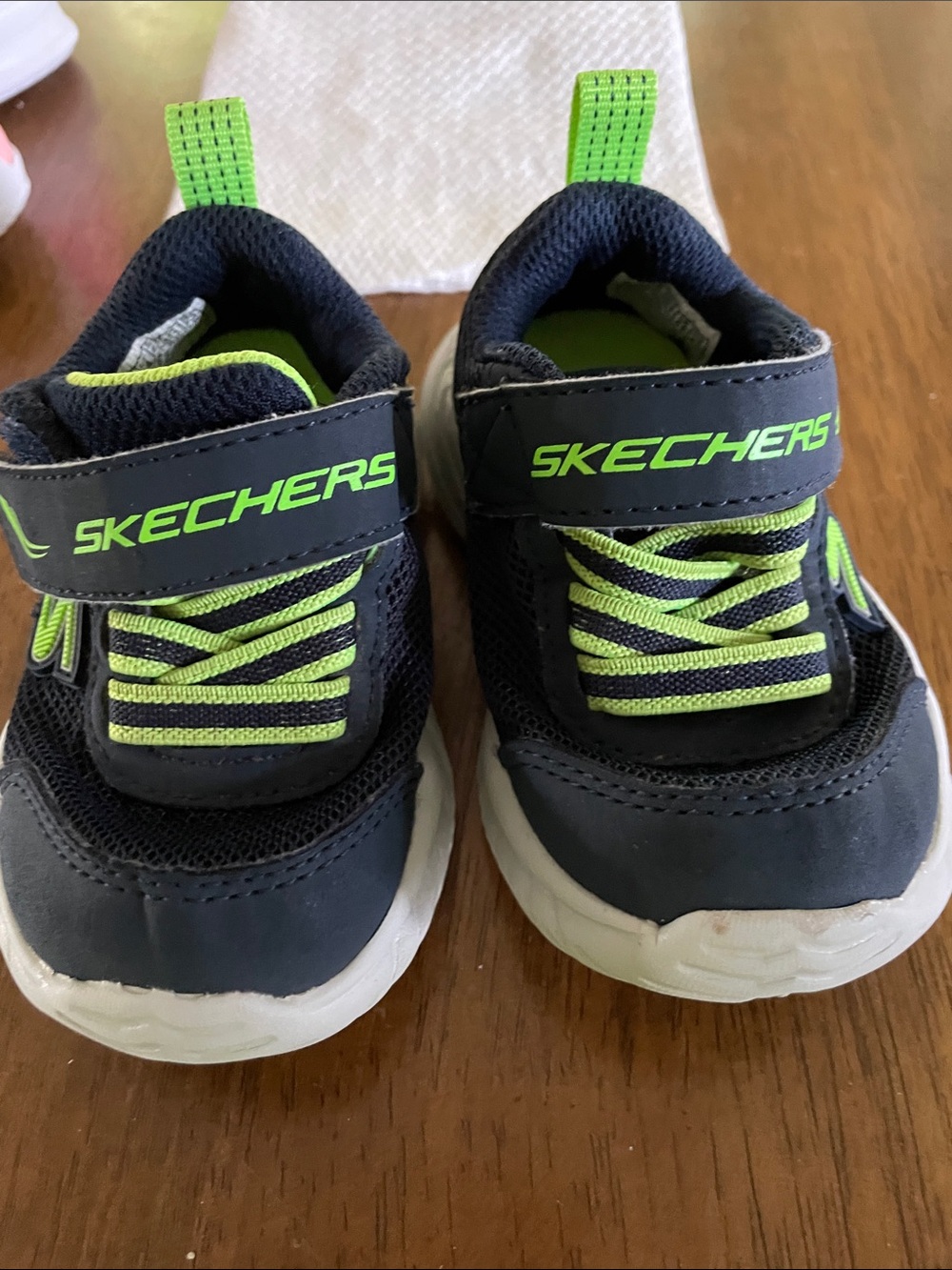 Skechers Kids Navy and Lime Hook-and-Loop Athletic Sneakers baby boy 5